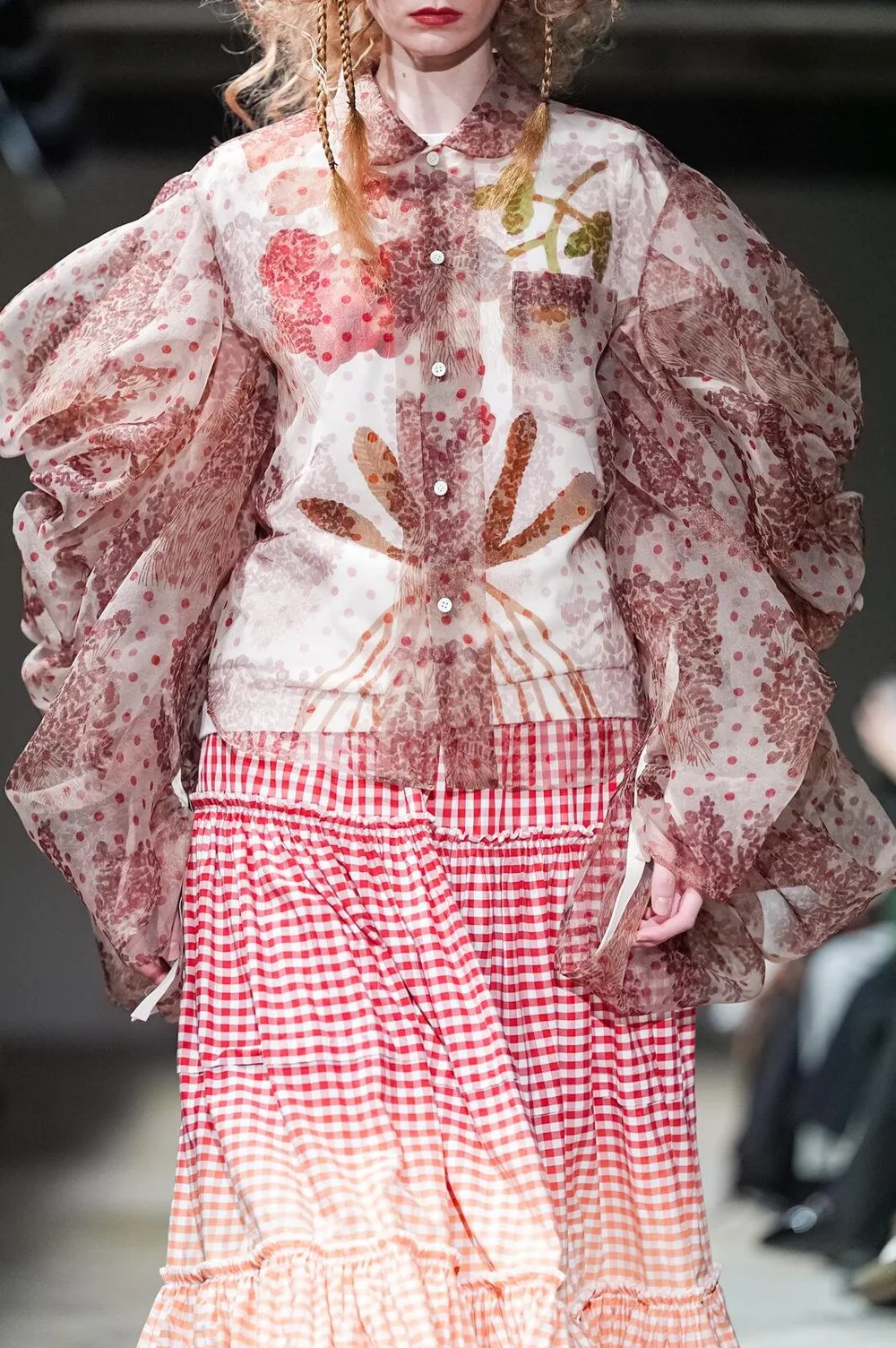 タオ 2026年春夏 LOOK 33 / VIEW 2