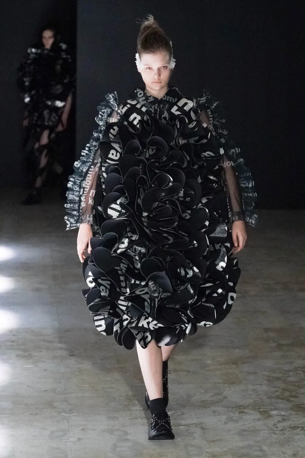 ノワールケイニノミヤ 2022年春夏 LOOK 6