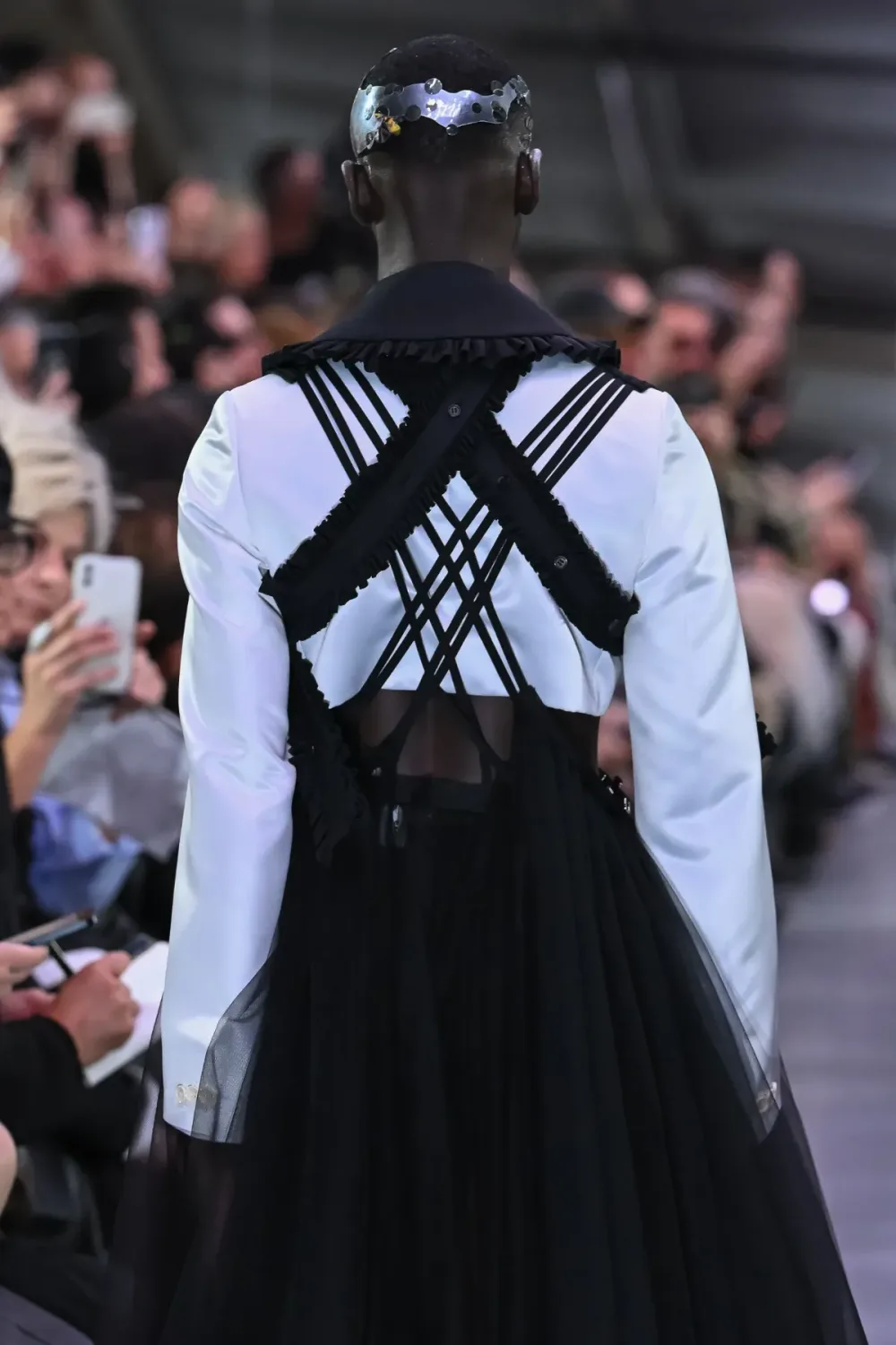 ノワールケイニノミヤ 2024年春夏 LOOK 11 / VIEW 3