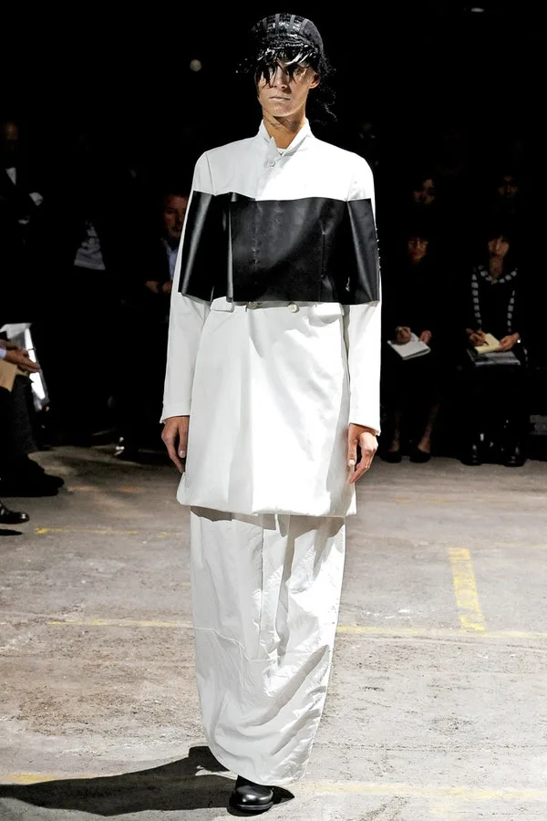 コムデギャルソン 2011春夏 LOOK 13