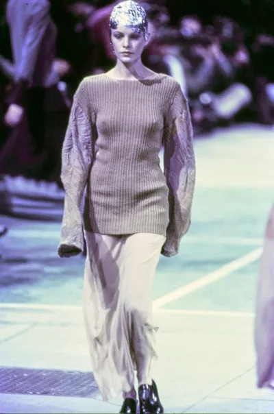 コムデギャルソン 1993秋冬 LOOK 83