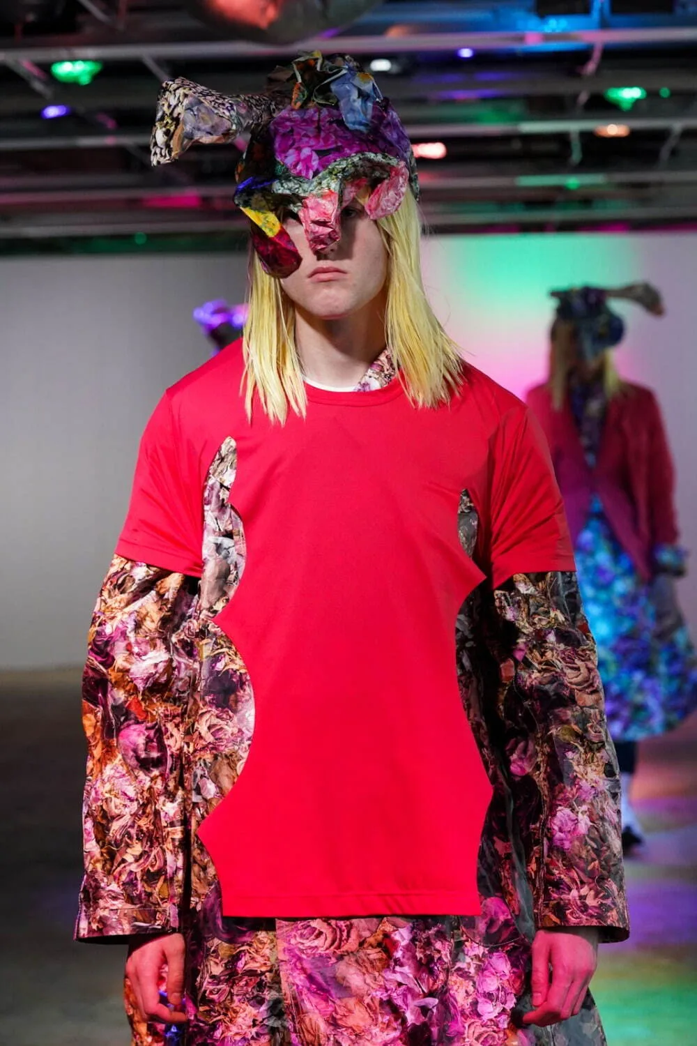 コムデギャルソンオムプリュス 2022年春夏 LOOK 33 / VIEW 2