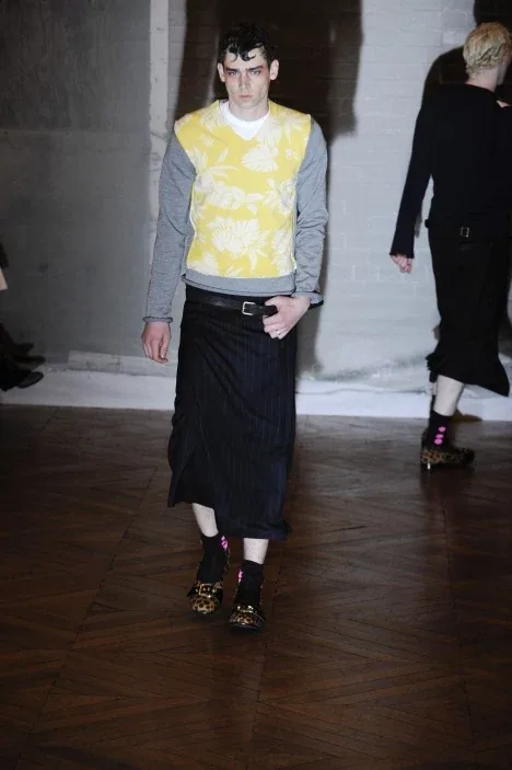コムデギャルソンオムプリュス 2009秋冬 LOOK 15