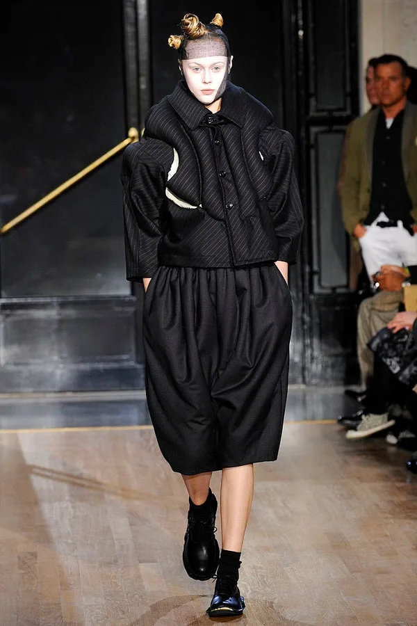 コムデギャルソン 2010秋冬 LOOK 10