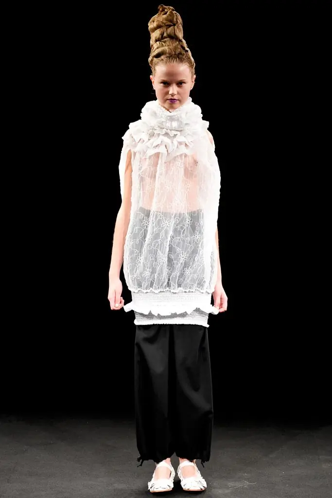 タオ 2011年春夏 LOOK 10