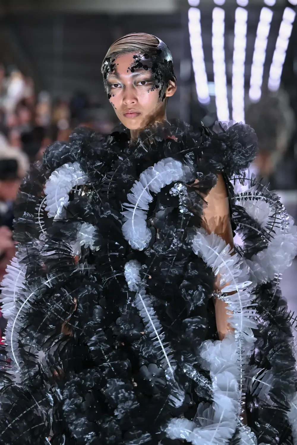 ノワールケイニノミヤ 2024年春夏 LOOK 15 / VIEW 2