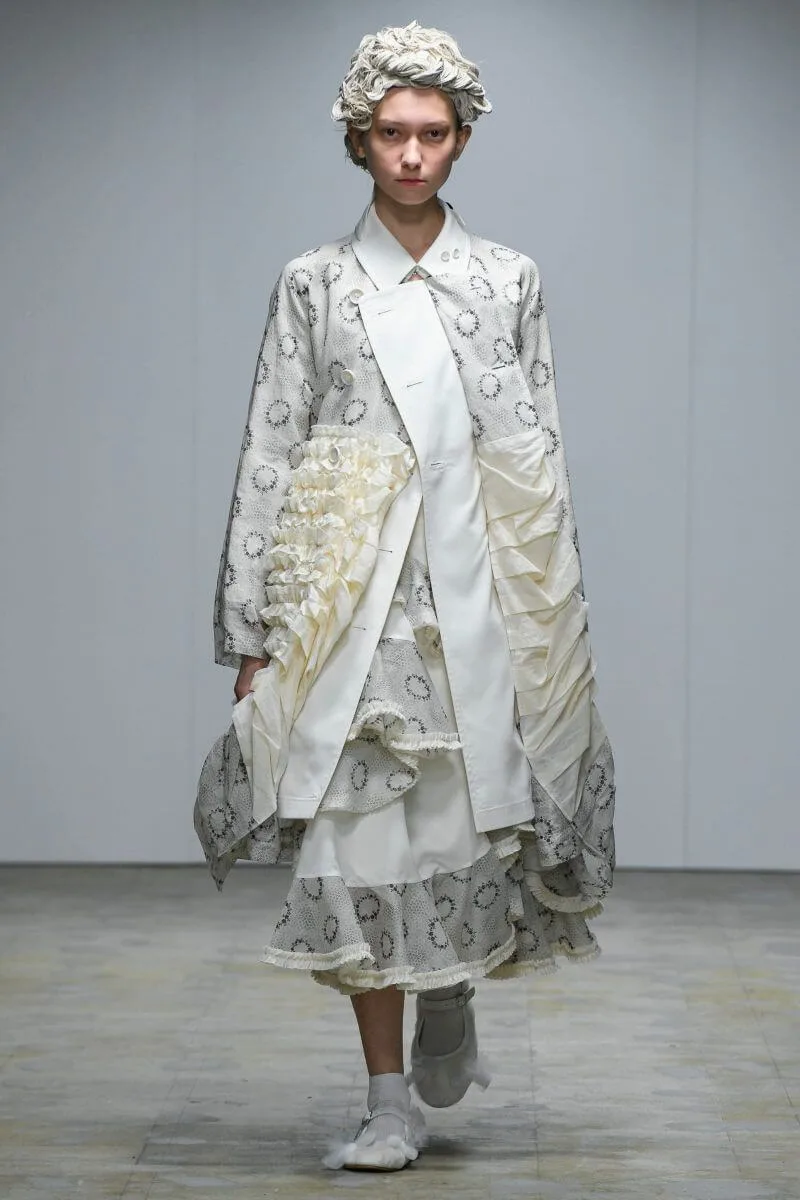 タオ 2022年春夏 LOOK 4