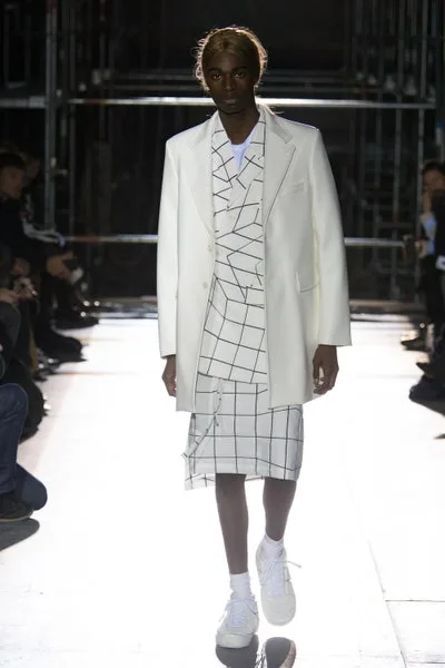 コムデギャルソンオムプリュス 2018秋冬 LOOK 24