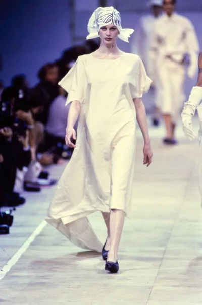 コムデギャルソン 1992春夏 LOOK 25