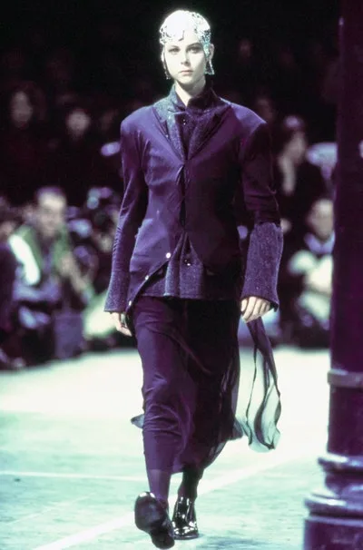 コムデギャルソン 1993秋冬 LOOK 25