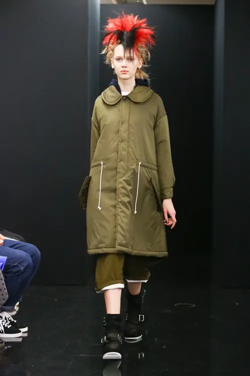 トリコ・コムデギャルソン 2013年秋冬 LOOK 32