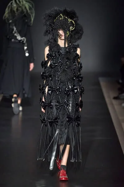 ノワールケイニノミヤ 2020秋冬 LOOK 17