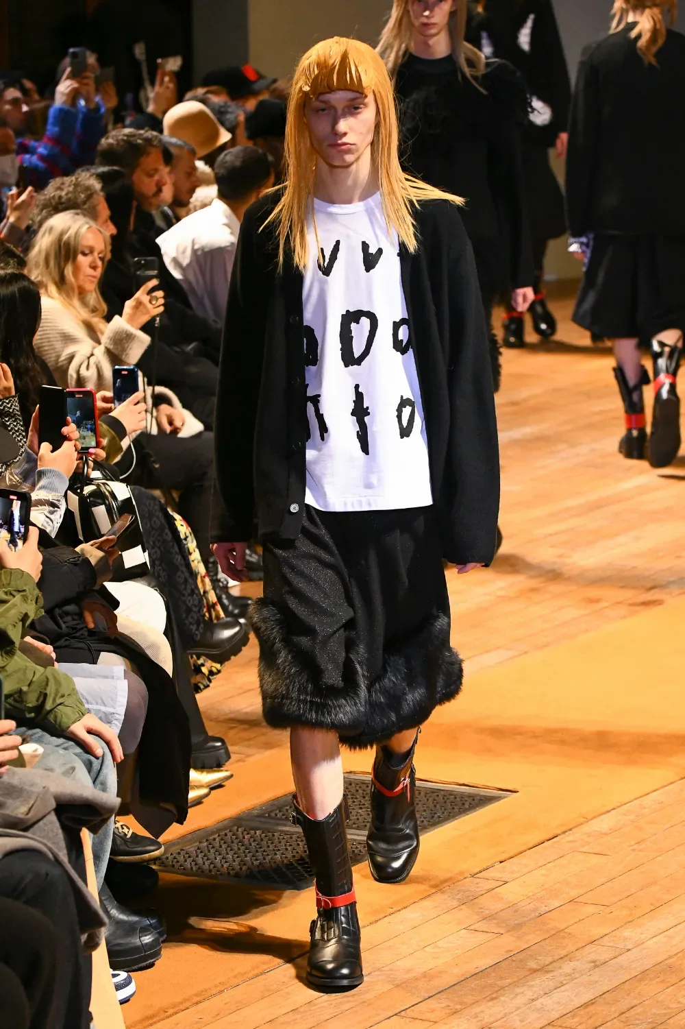 コムデギャルソンオムプリュス 2023年秋冬 LOOK 36