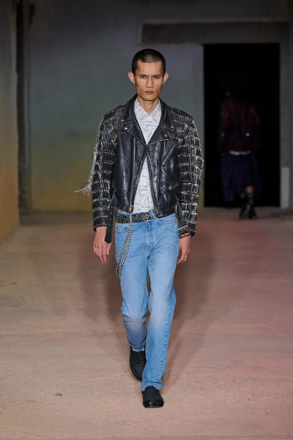 ディーエスエムケイニノミヤ 2027年春夏 LOOK 10