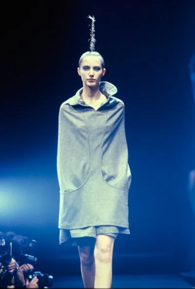 コムデギャルソン 1995秋冬 LOOK 10
