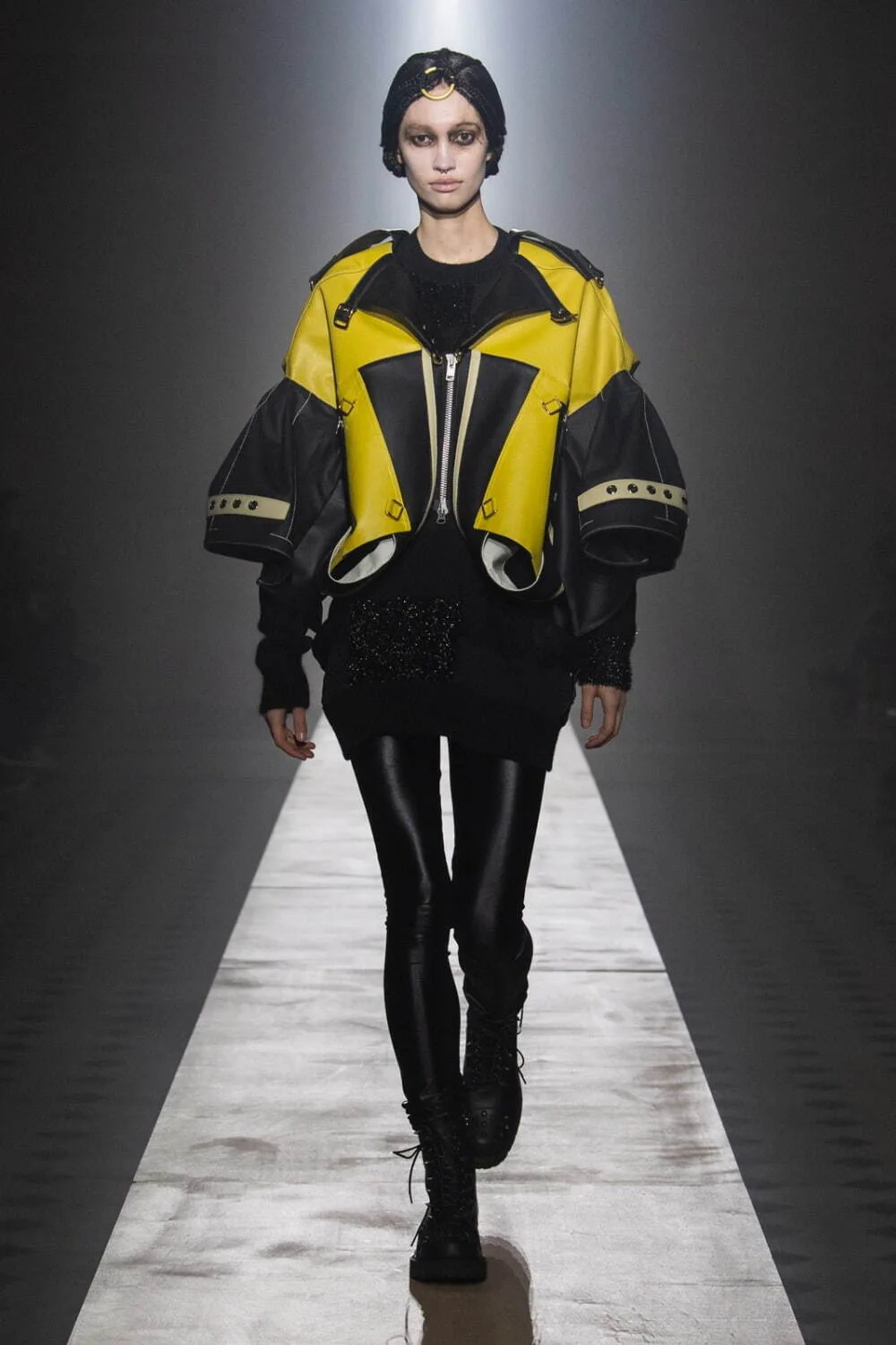 ジュンヤワタナベ 2023年秋冬 LOOK 16