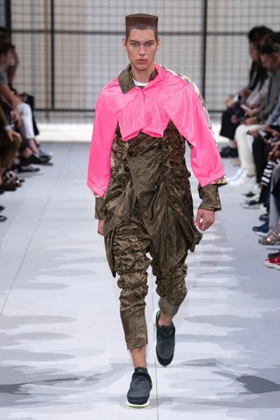 コムデギャルソンオムプリュス 2019春夏 LOOK 8