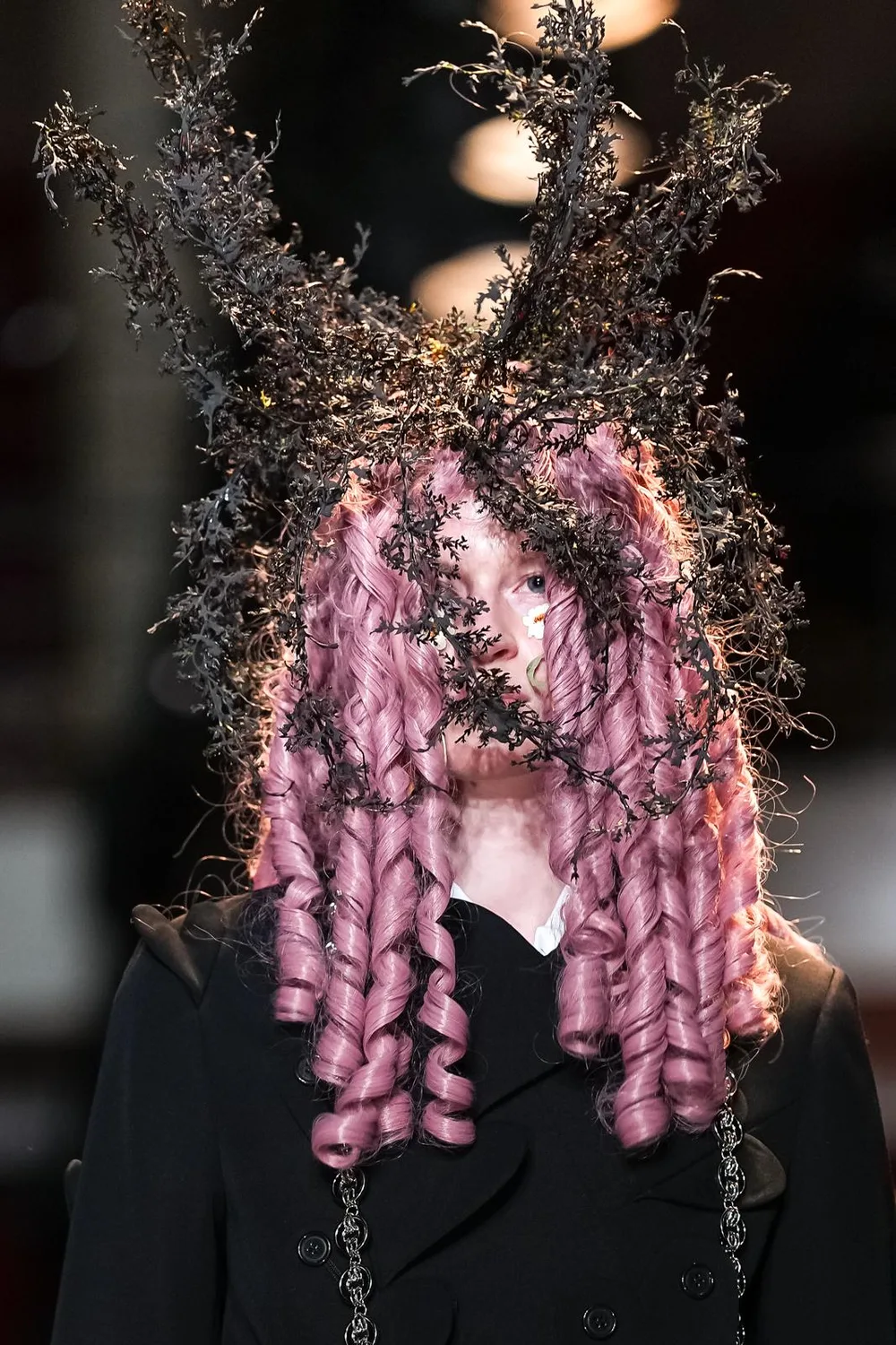 ノワールケイニノミヤ 2027年春夏 LOOK 22 / VIEW 2