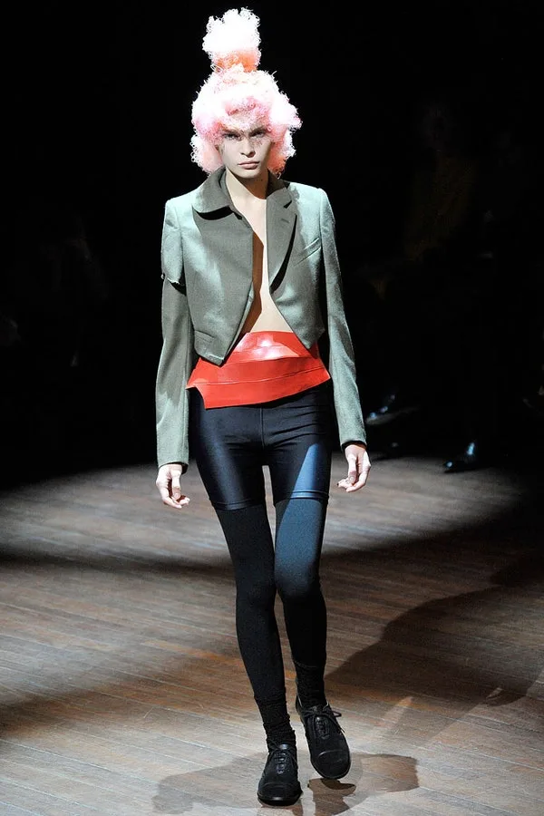 コムデギャルソン 2010春夏 LOOK 25