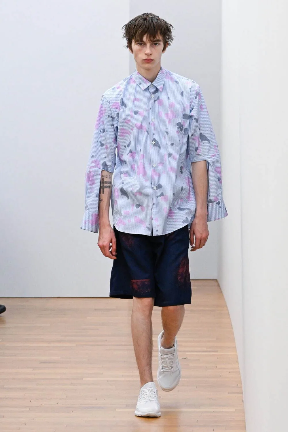 コムデギャルソンシャツ 2024年春夏 LOOK 16
