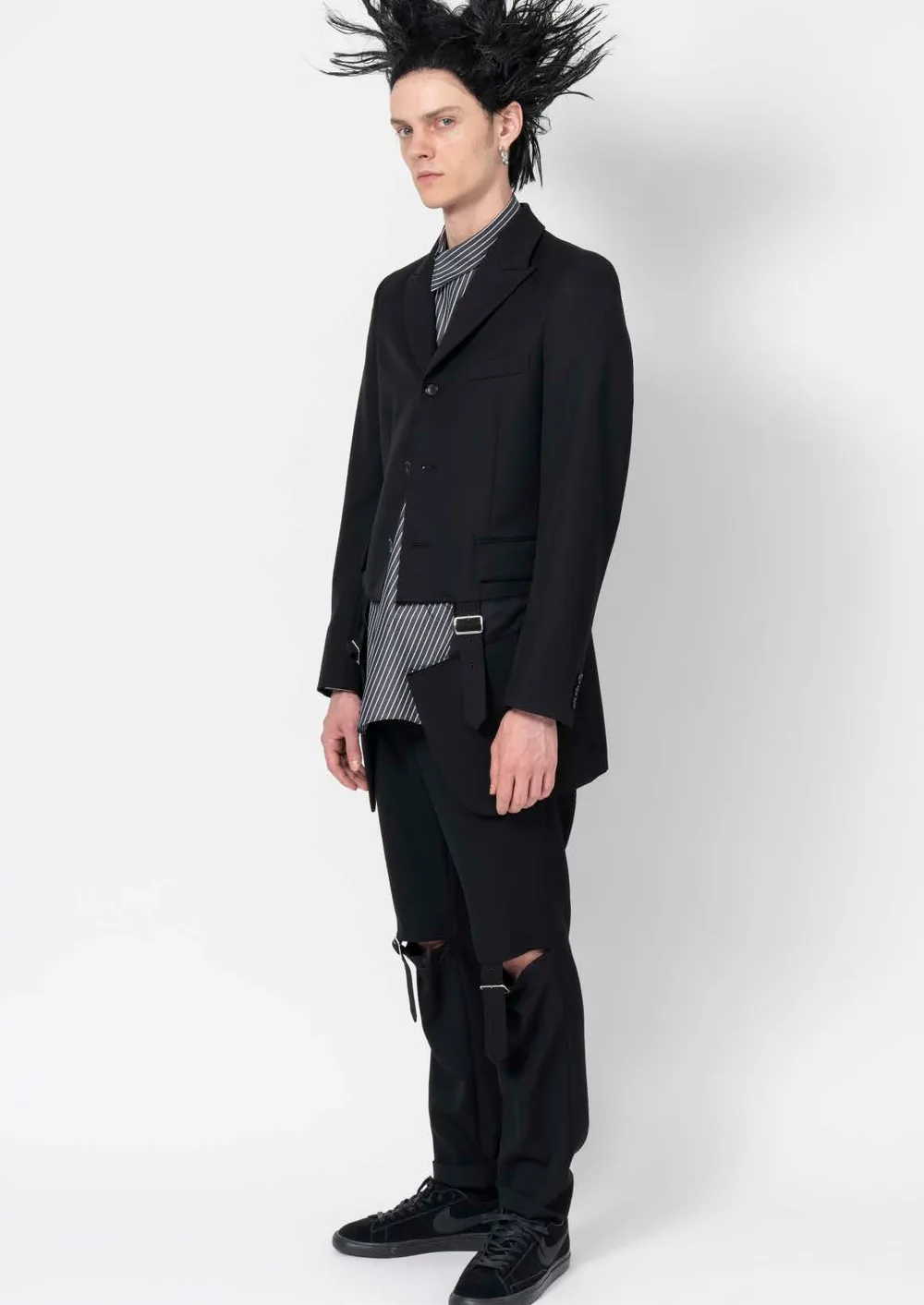 ブラックコムデギャルソン 2023年秋冬 LOOK 3