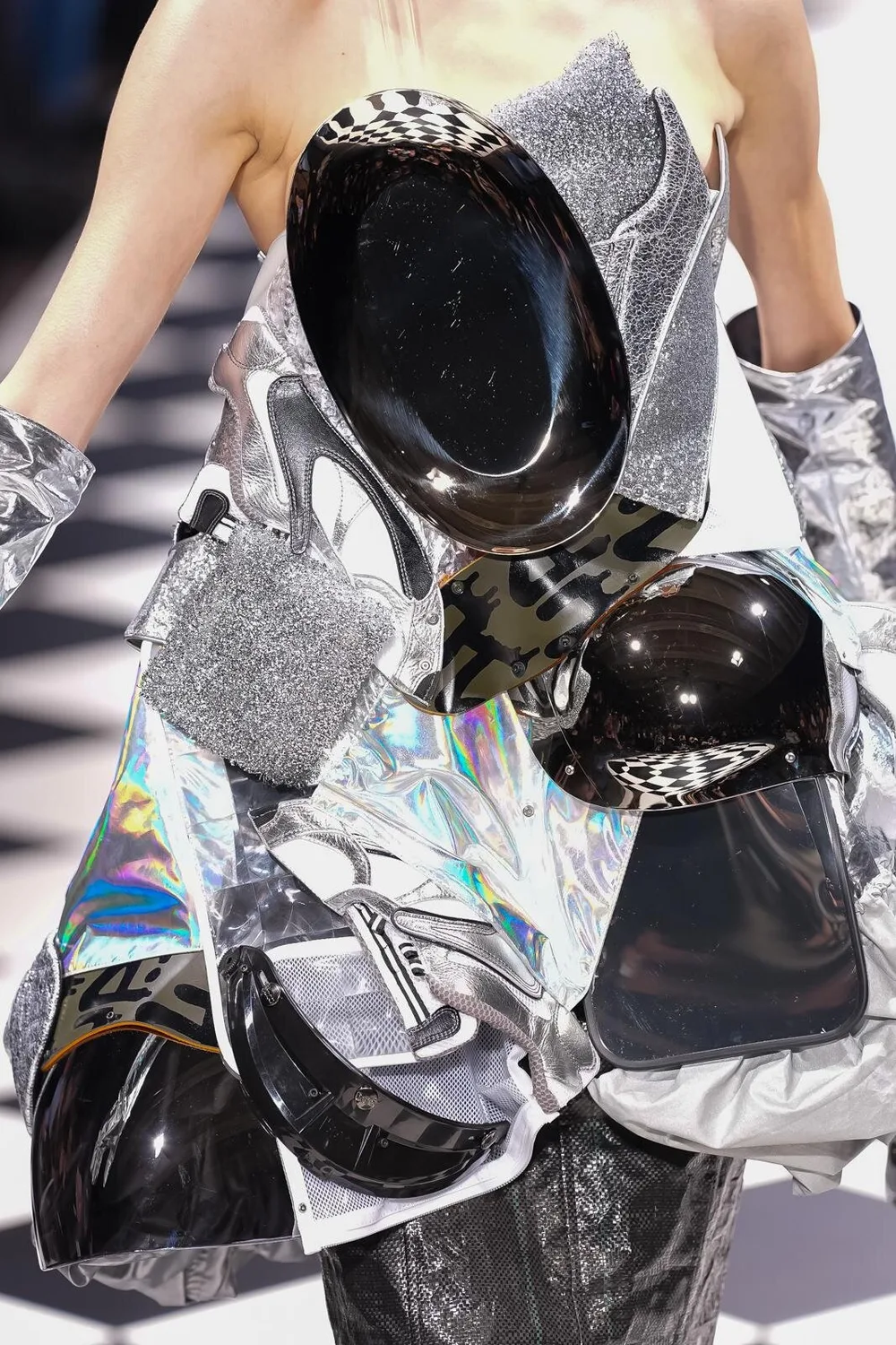 ジュンヤワタナベ 2026年秋冬 LOOK 5 / VIEW 2