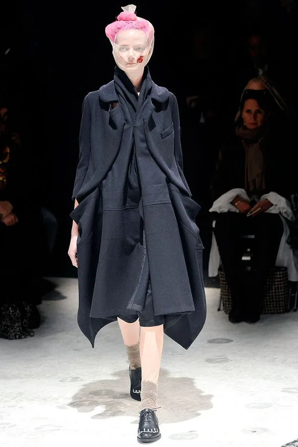 コムデギャルソン 2009秋冬 LOOK 29