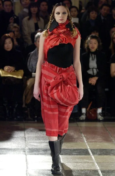 コムデギャルソン 2003秋冬 LOOK 26