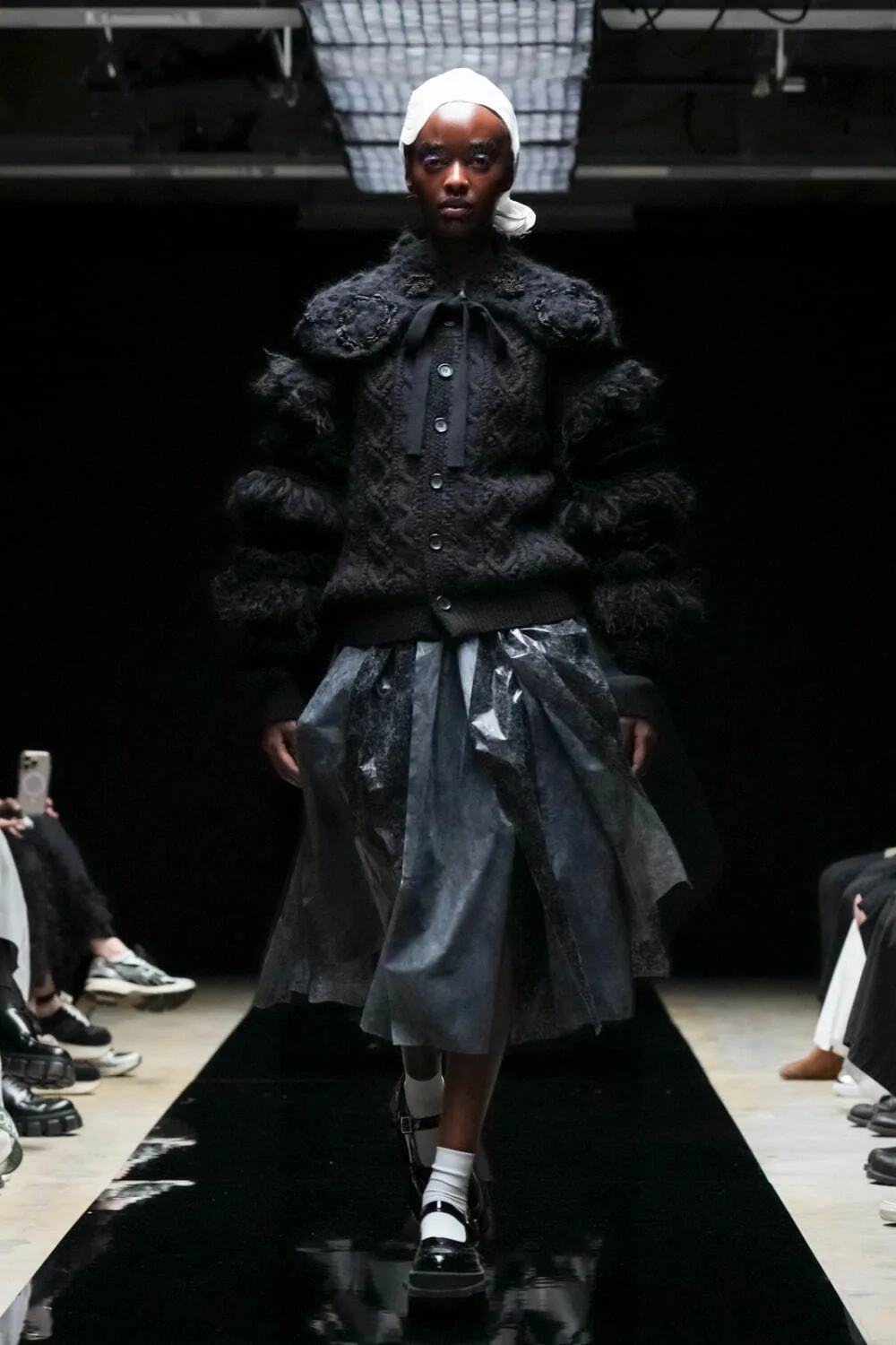 タオ 2025年秋冬 LOOK 21