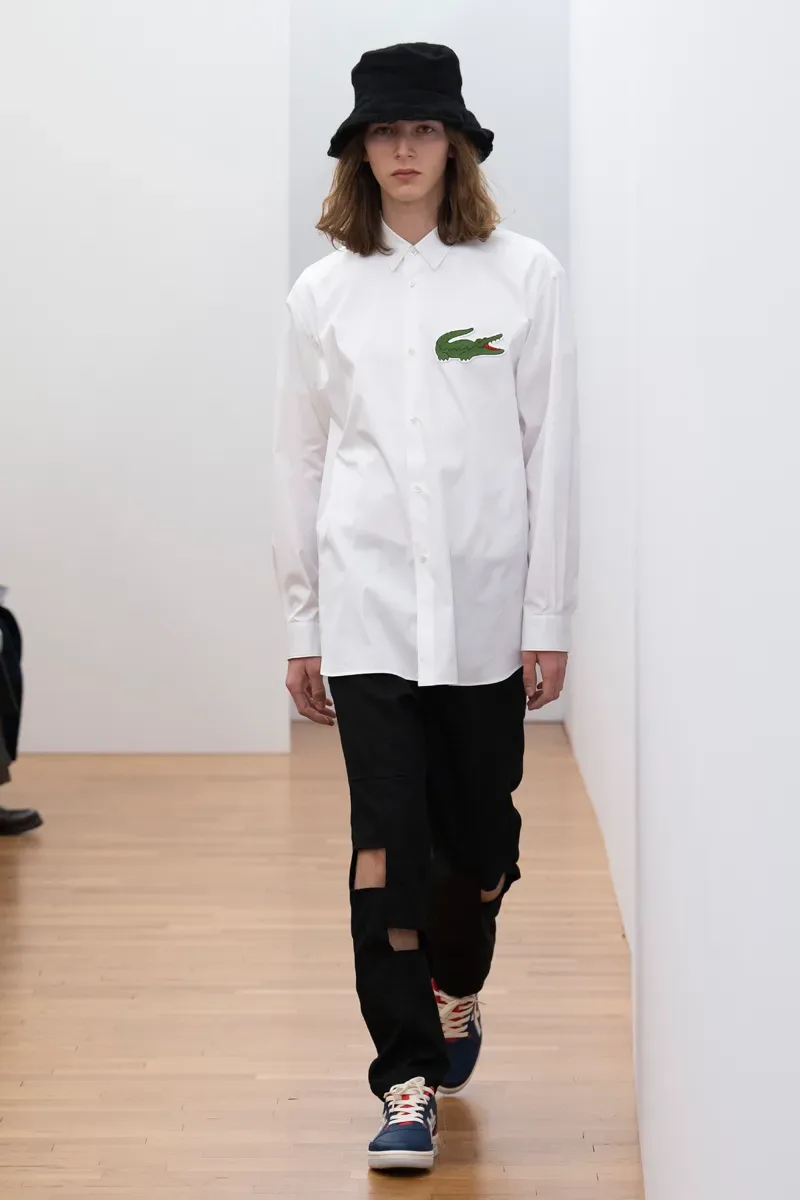 コムデギャルソンシャツ 2023年秋冬 LOOK 2