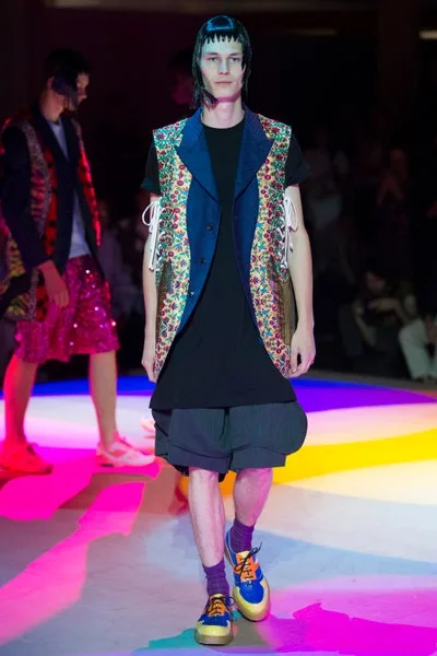 コムデギャルソンオムプリュス 2018春夏 LOOK 31