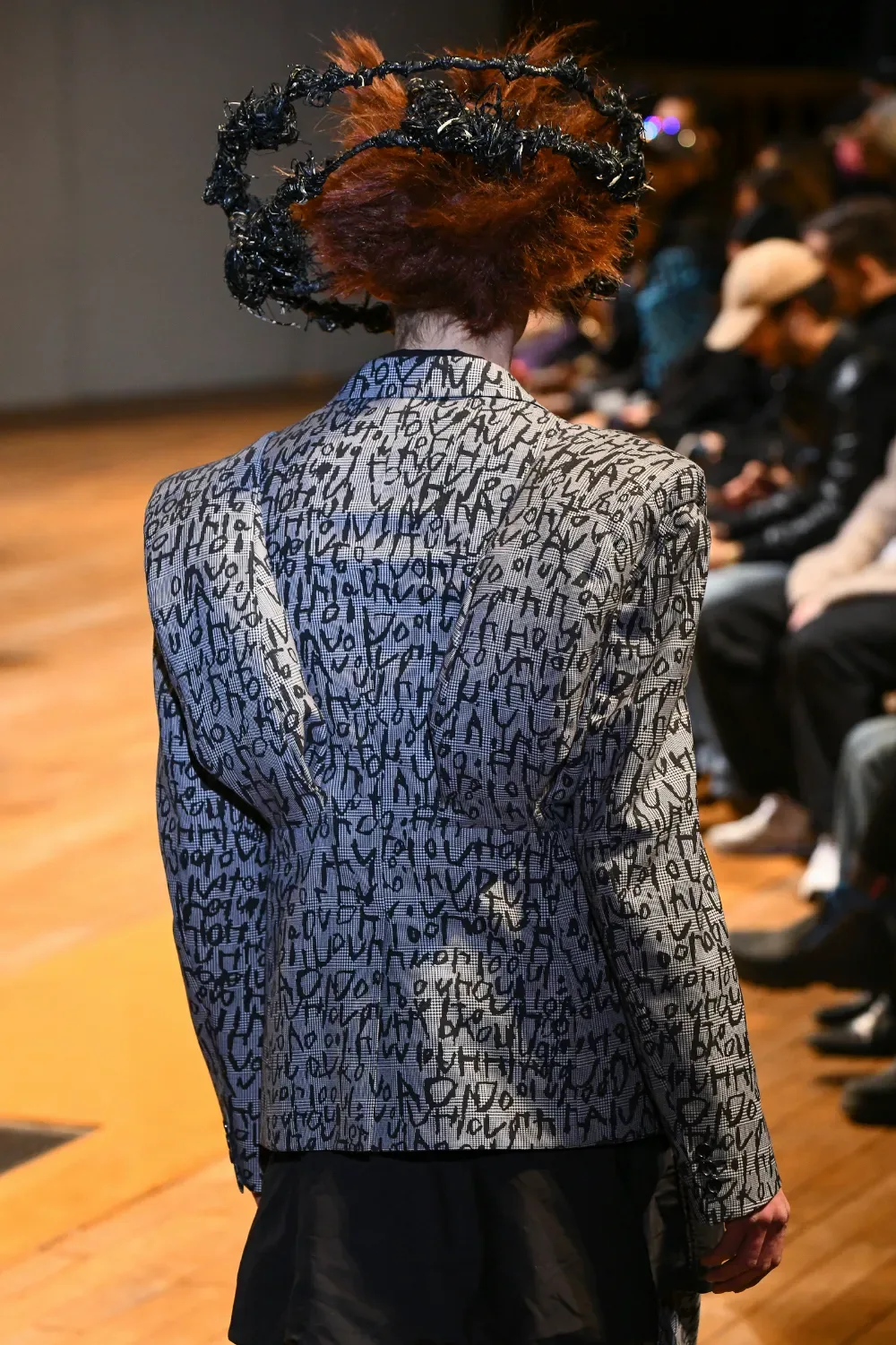 コムデギャルソンオムプリュス 2023年秋冬 LOOK 5 / VIEW 3