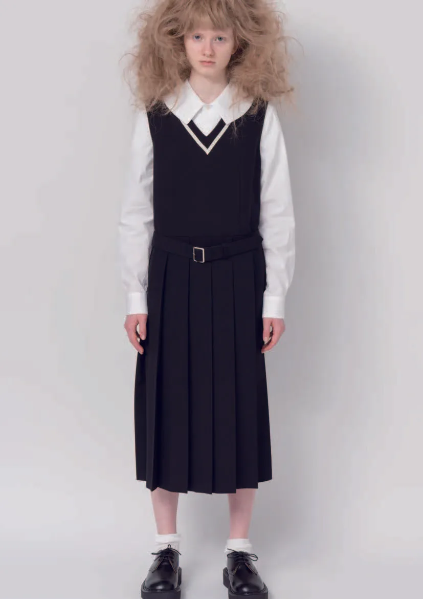 コムデギャルソンガール 2025年秋冬 LOOK 16