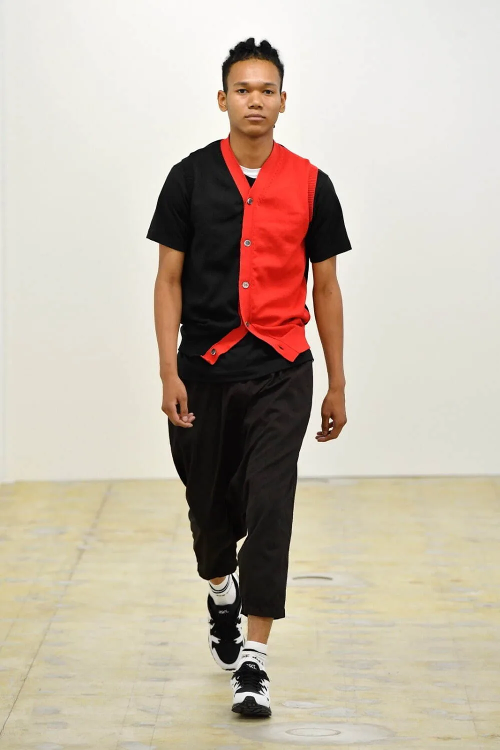 コムデギャルソンシャツ 2022年春夏 LOOK 6