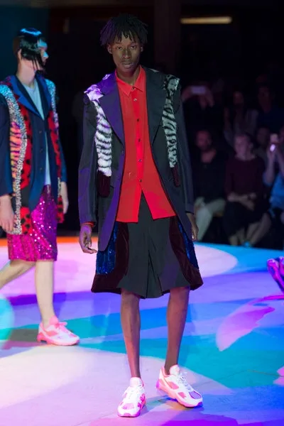 コムデギャルソンオムプリュス 2018春夏 LOOK 29