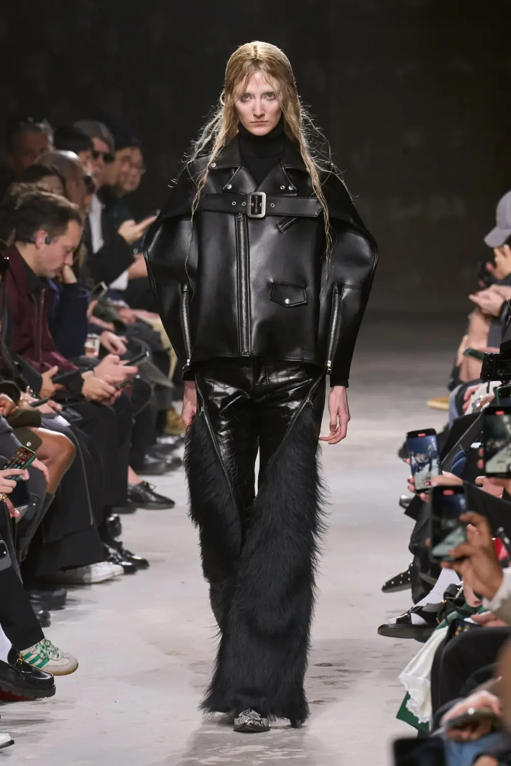 ジュンヤワタナベ 2025年秋冬 LOOK 8