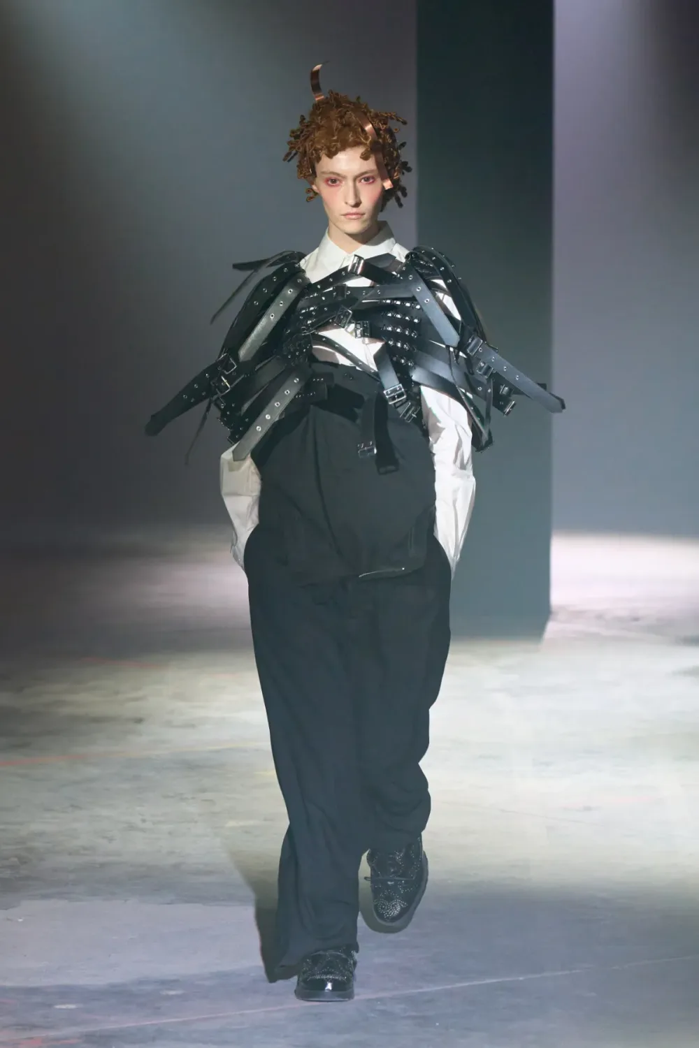 ノワールケイニノミヤ 2025年春夏 LOOK 17