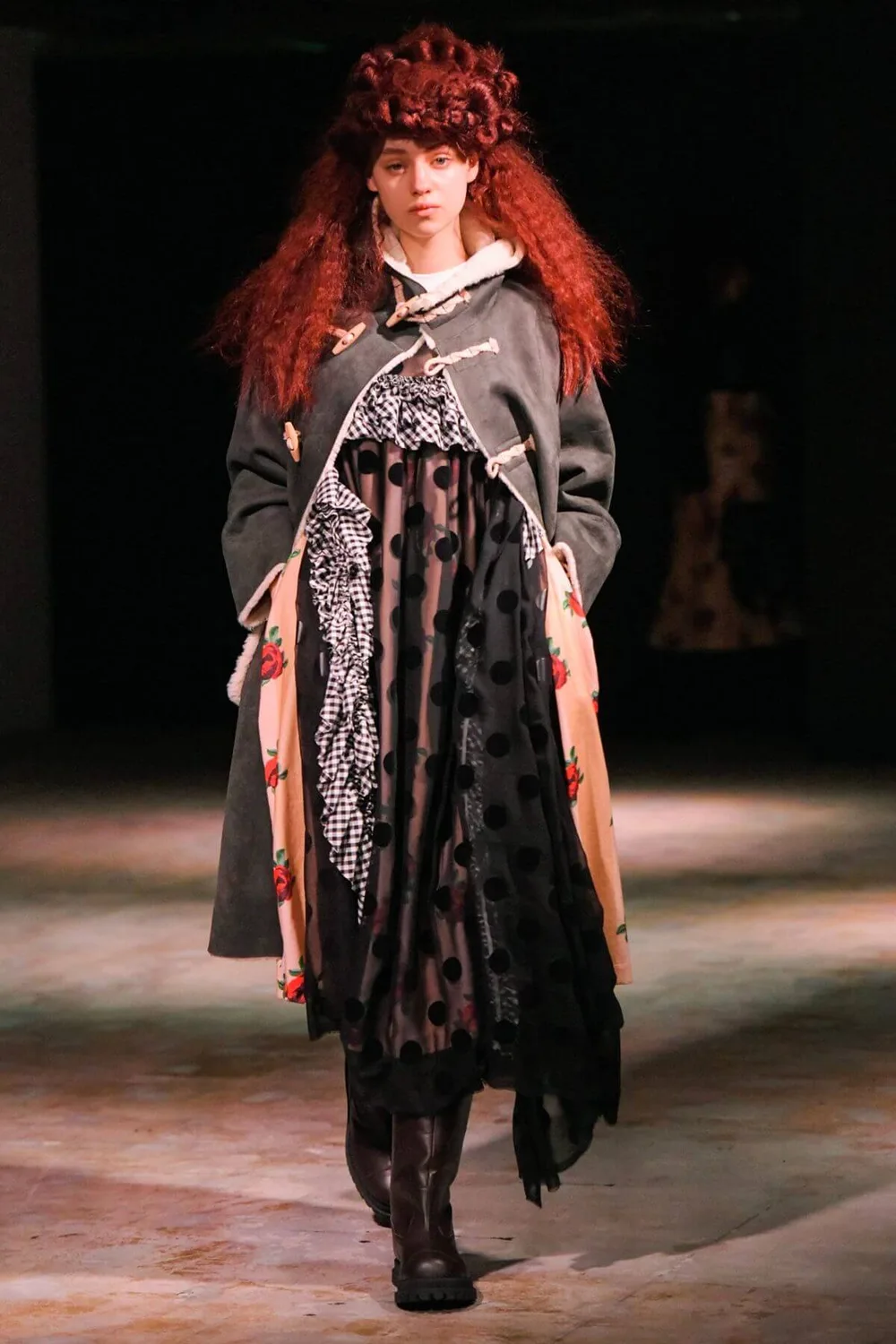 タオ 2022年秋冬 LOOK 32