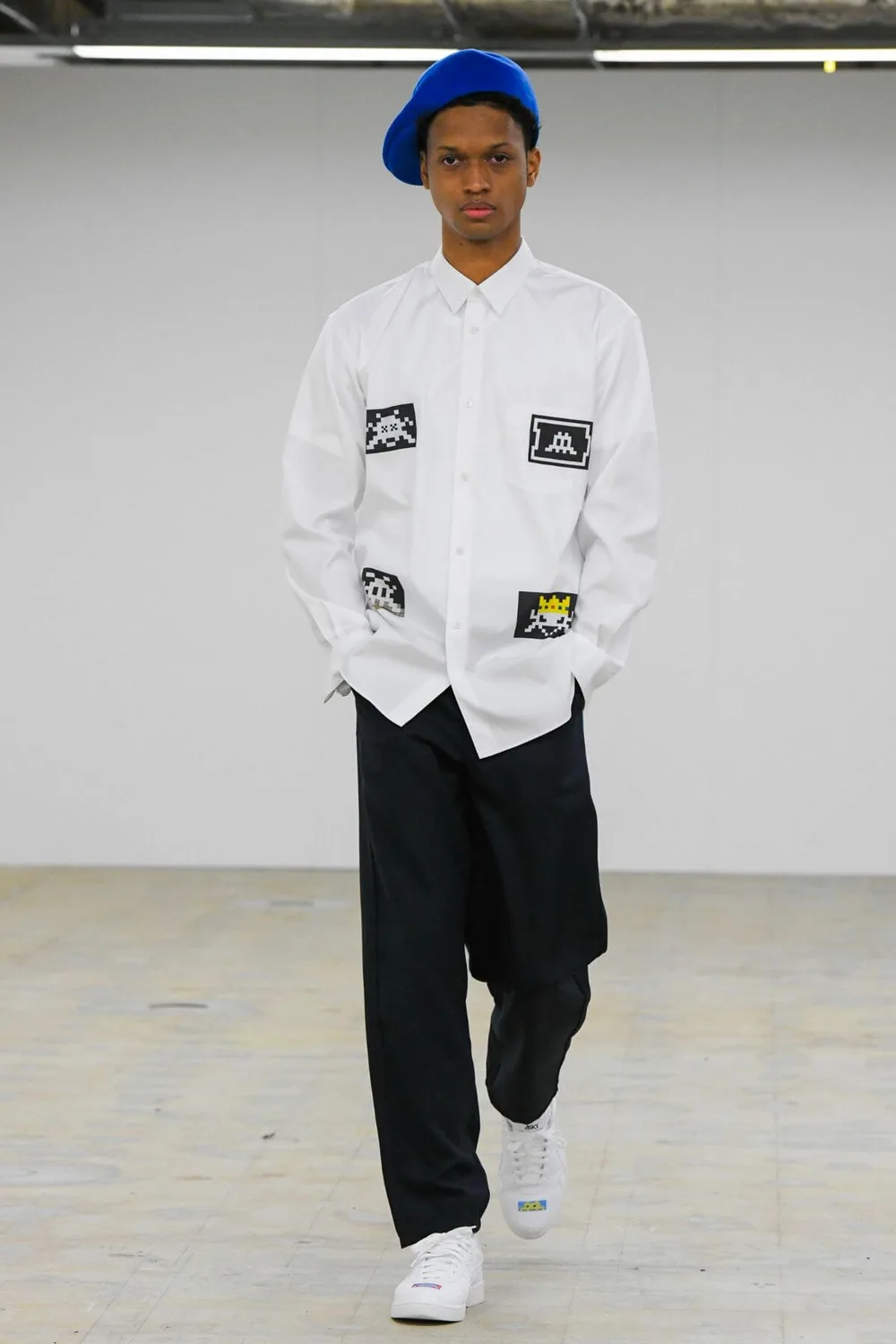 SHIRT 2022 AWの同シーズン掲載写真。
