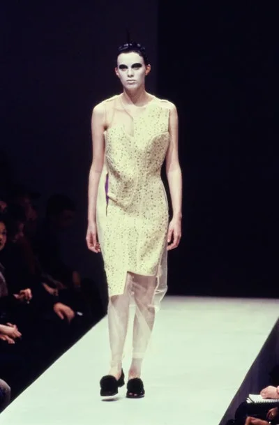 コムデギャルソン 1997秋冬 LOOK 19