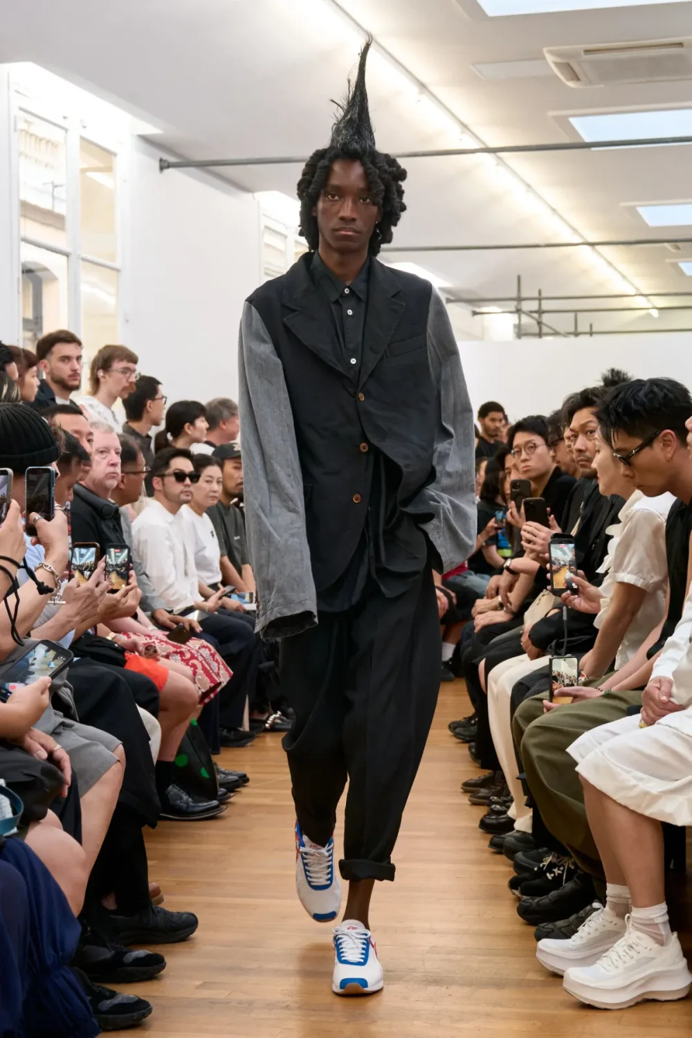 コムデギャルソンシャツ 2027年春夏 LOOK 3