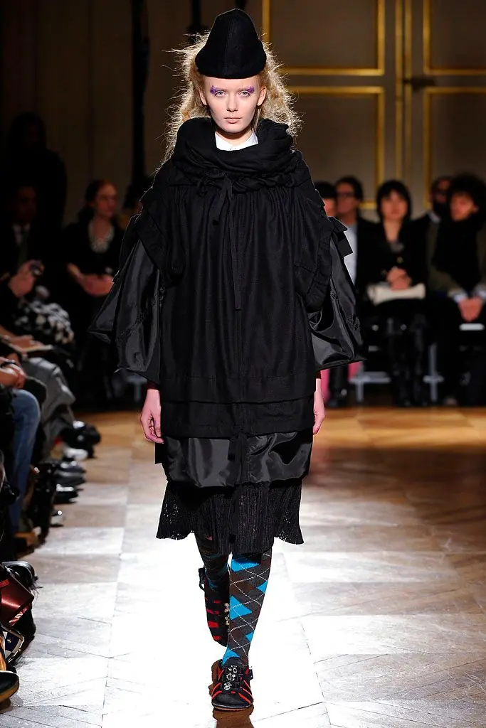 タオ 2010年秋冬 LOOK 11