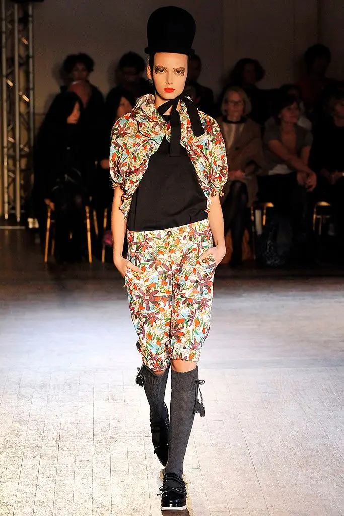 タオ 2009年春夏 LOOK 24