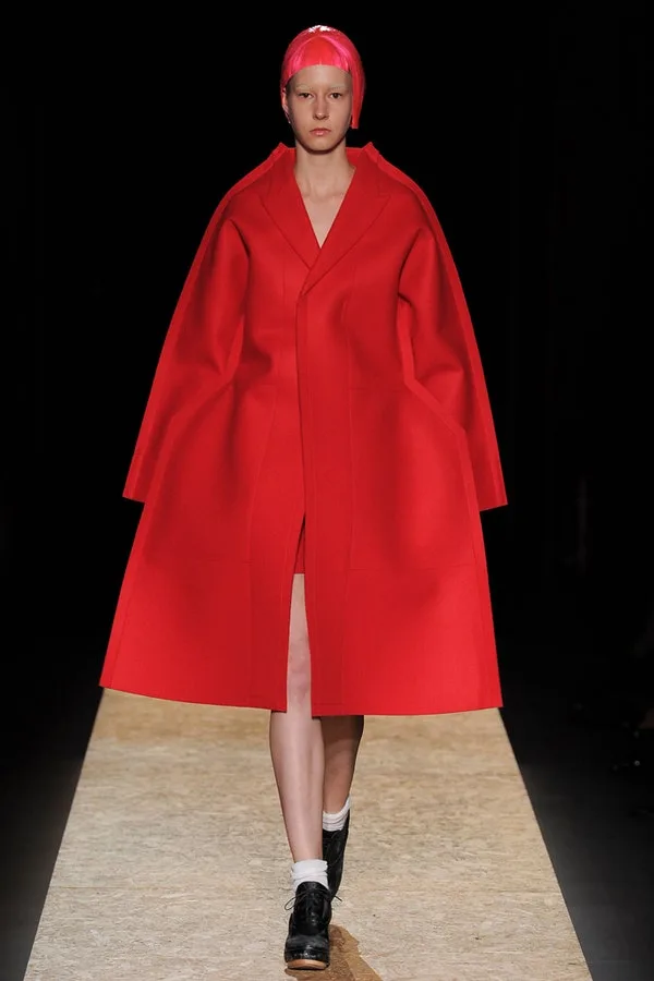 COMME des GARÇONS 2012 AWの同シーズン掲載写真。