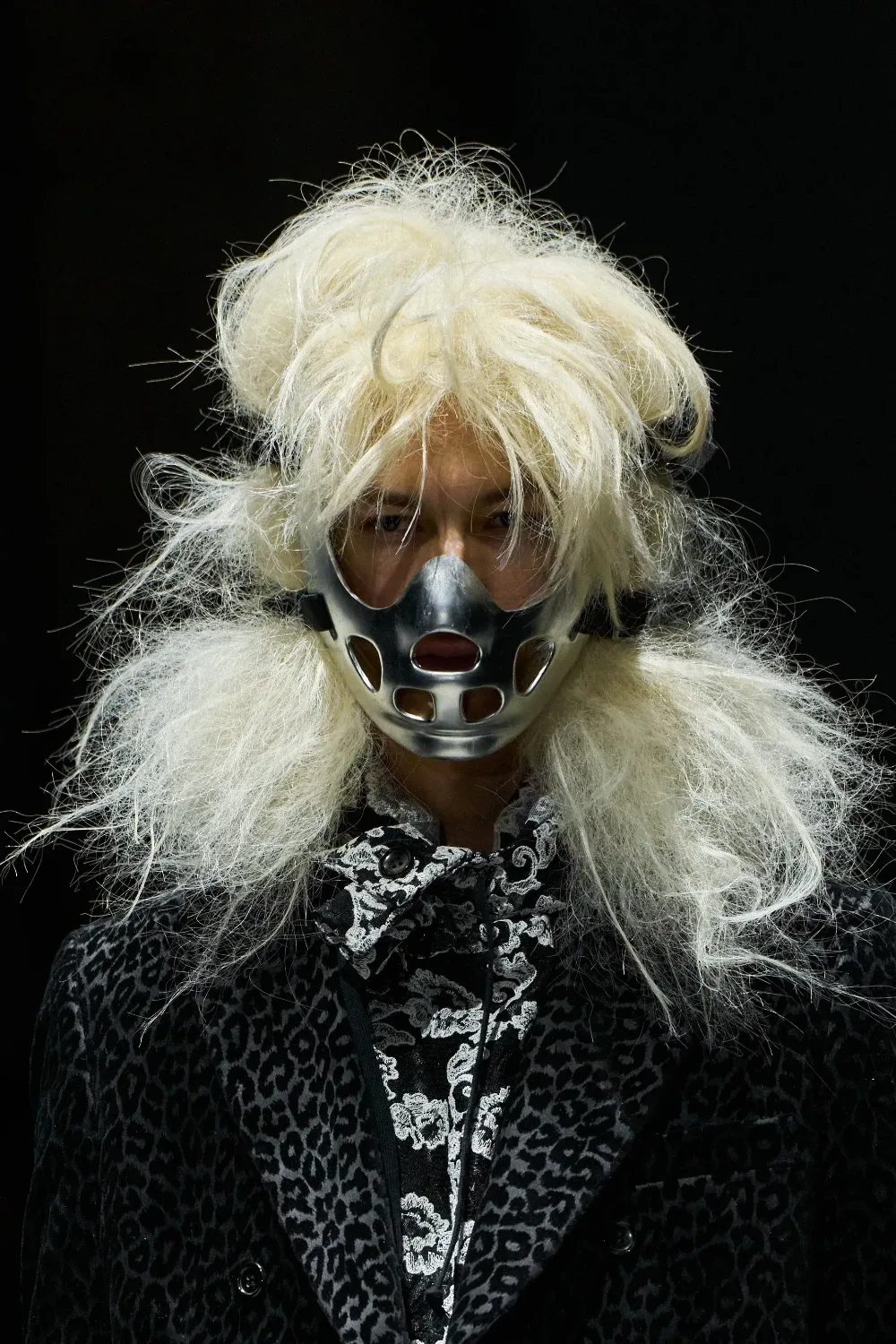 コムデギャルソンオムプリュス 2026年秋冬 LOOK 32 / VIEW 2