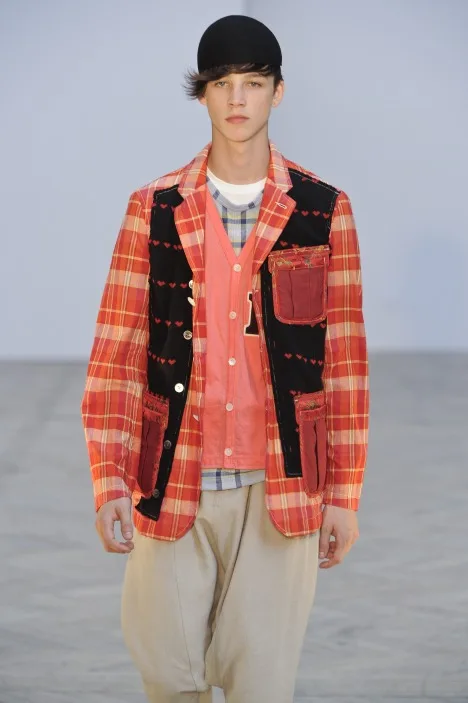 コムデギャルソンオムプリュス 2010春夏 LOOK 28 / VIEW 2