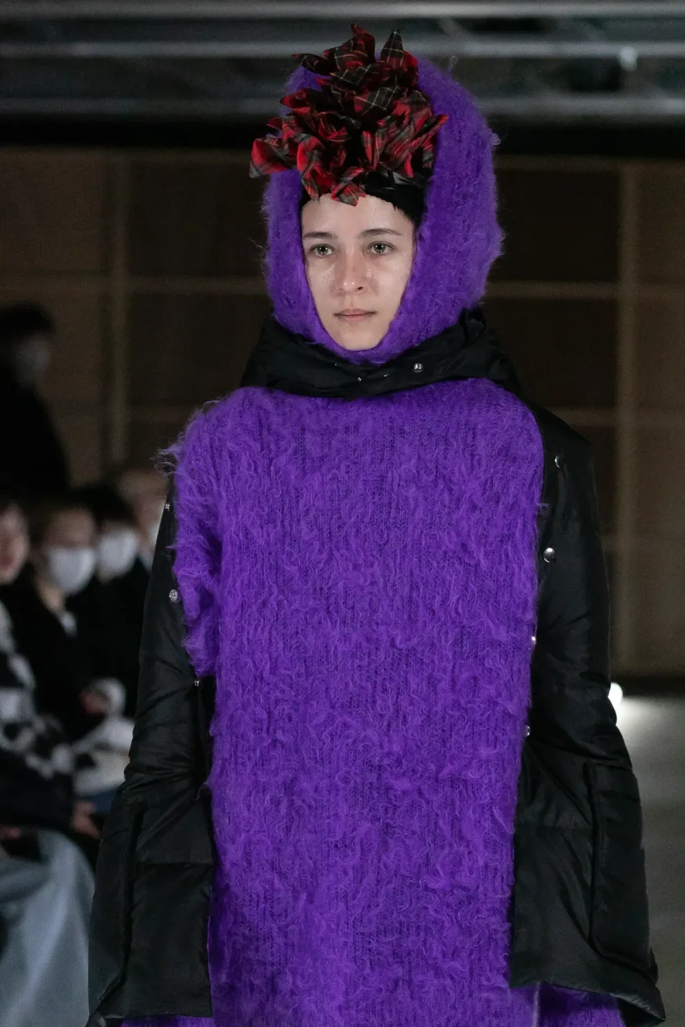 タオ 2023年秋冬 LOOK 30 / VIEW 2