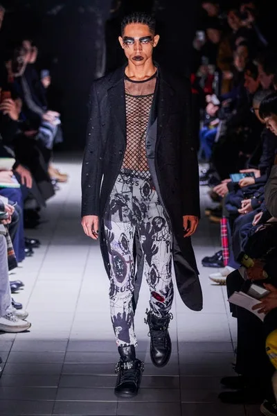 コムデギャルソンオムプリュス 2019秋冬 LOOK 25