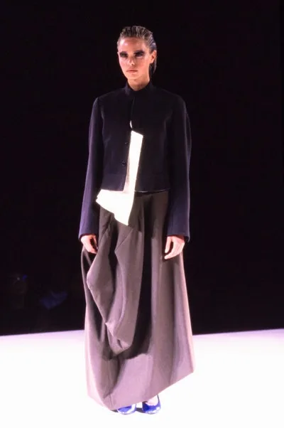 コムデギャルソン 1998秋冬 LOOK 8