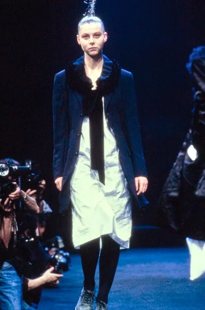 コムデギャルソン 1995秋冬 LOOK 4